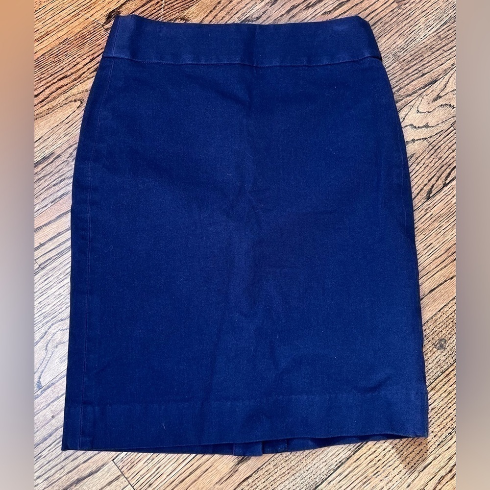 Banana Republic Women's Size 0 Navy Pencil Skirt Knee Length Workwear Modest